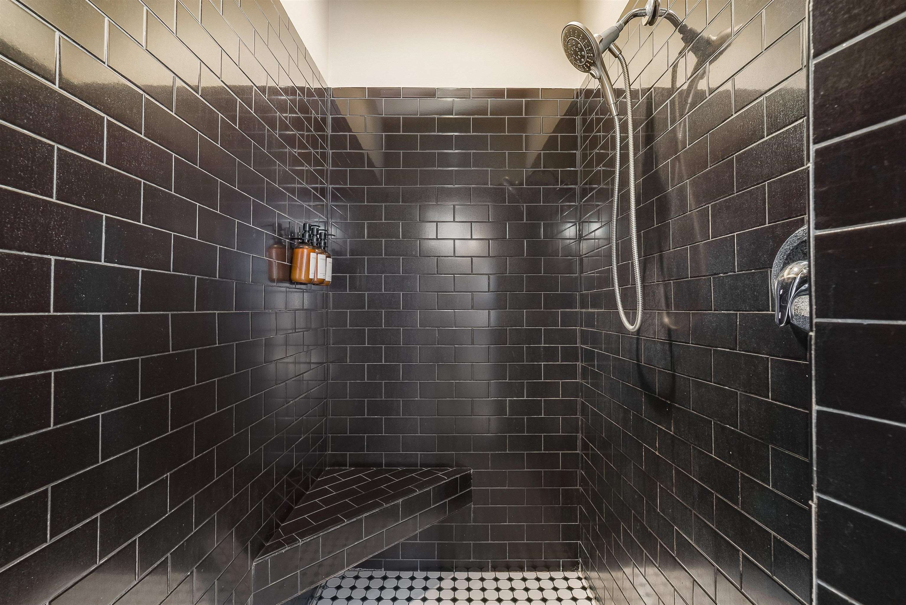 446 ROCKFISH SCHOOL LN, AFTON, Virginia 22920, 4 Bedrooms Bedrooms, ,2 BathroomsBathrooms,Residential,446 ROCKFISH SCHOOL LN,674265 MLS # 674265