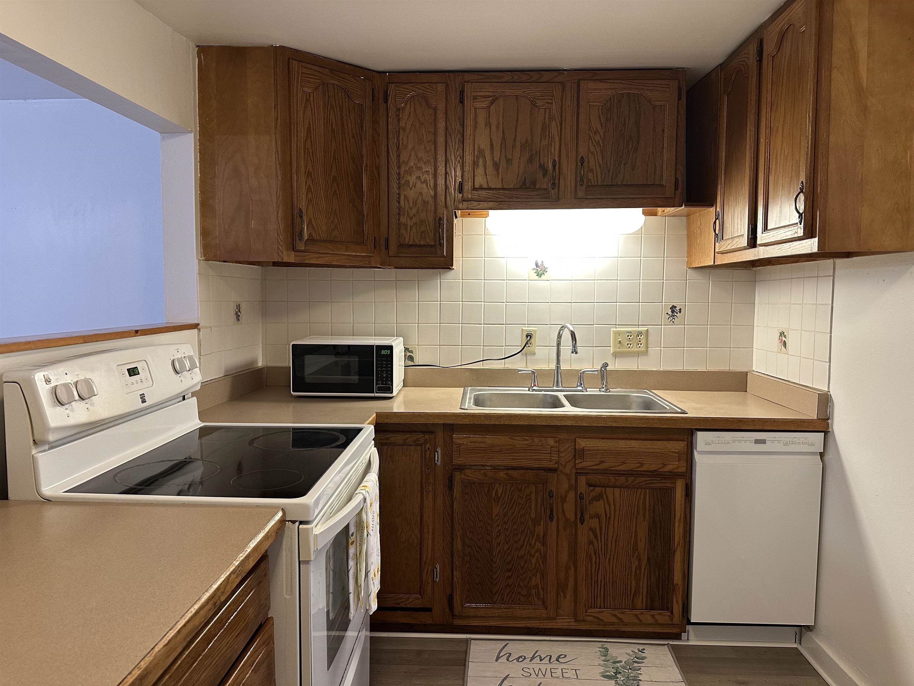 815 BEAGLE GAP RD, CROZET, Virginia 22932, 3 Bedrooms Bedrooms, ,1 BathroomBathrooms,Residential,815 BEAGLE GAP RD,674266 MLS # 674266 815 BEAGLE GAP RD, CROZET, Virginia 22932, 3 Bedrooms Bedrooms, ,1 BathroomBathrooms,Residential,815 BEAGLE GAP RD,674266 MLS # 674266