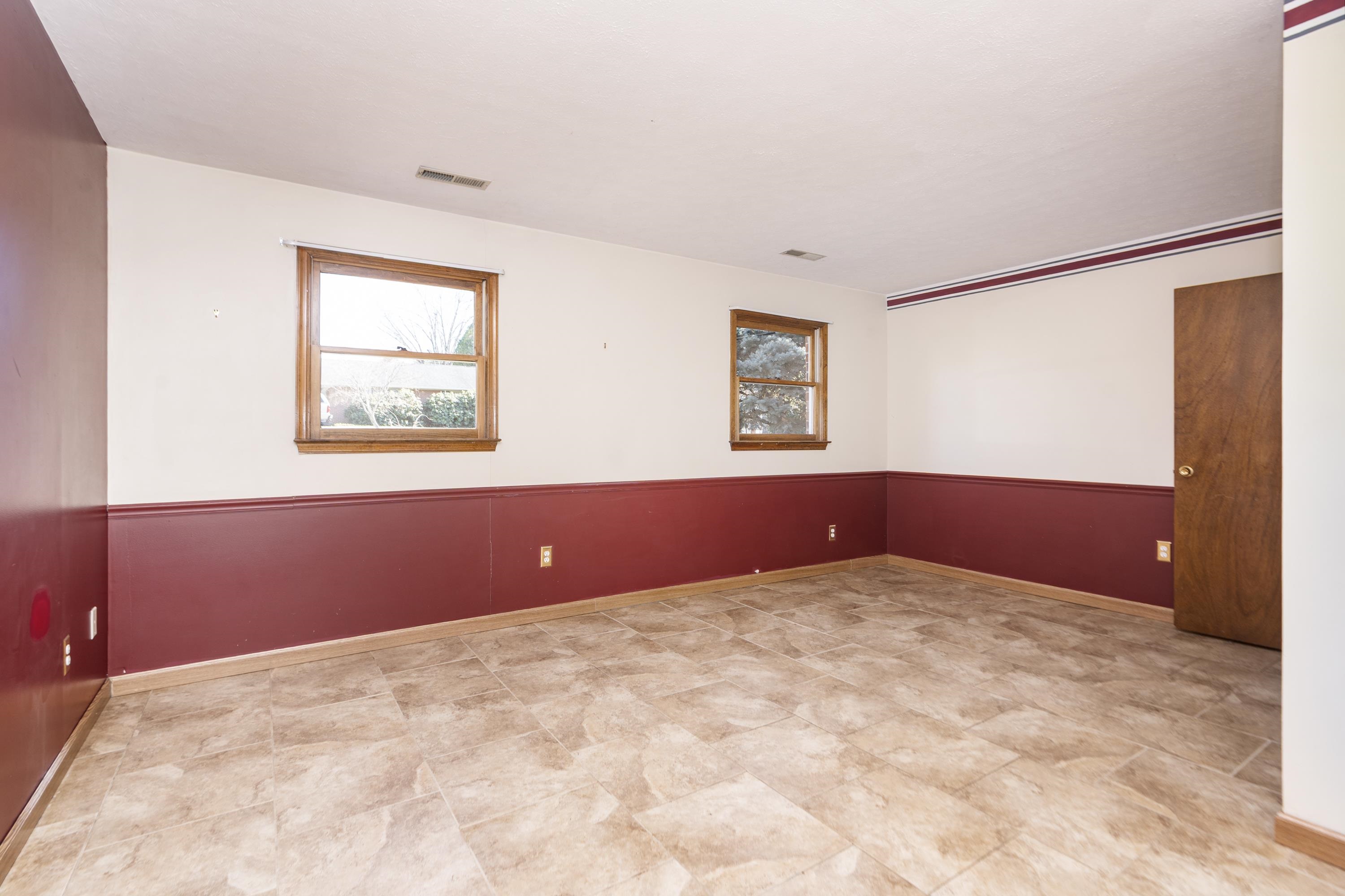 109 COUNTRY LODGE RD, WAYNESBORO, Virginia 22980, 4 Bedrooms Bedrooms, ,3 BathroomsBathrooms,Residential,109 COUNTRY LODGE RD,674268 MLS # 674268