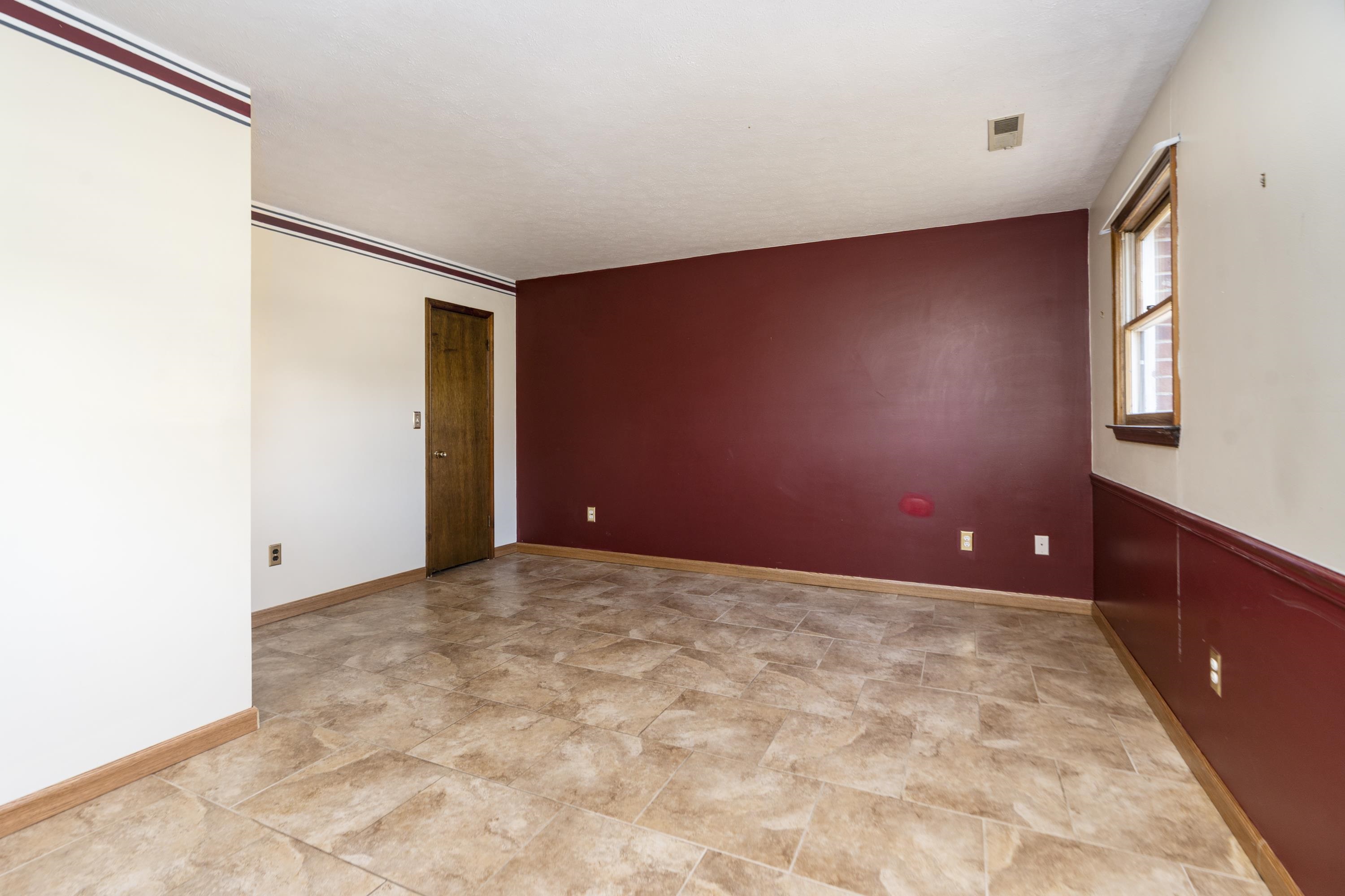 109 COUNTRY LODGE RD, WAYNESBORO, Virginia 22980, 4 Bedrooms Bedrooms, ,3 BathroomsBathrooms,Residential,109 COUNTRY LODGE RD,674268 MLS # 674268