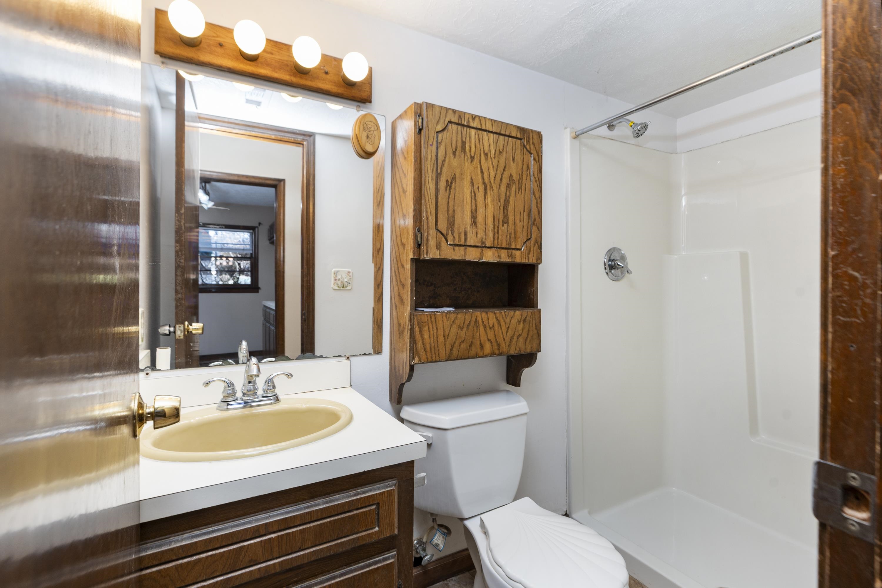 109 COUNTRY LODGE RD, WAYNESBORO, Virginia 22980, 4 Bedrooms Bedrooms, ,3 BathroomsBathrooms,Residential,109 COUNTRY LODGE RD,674268 MLS # 674268