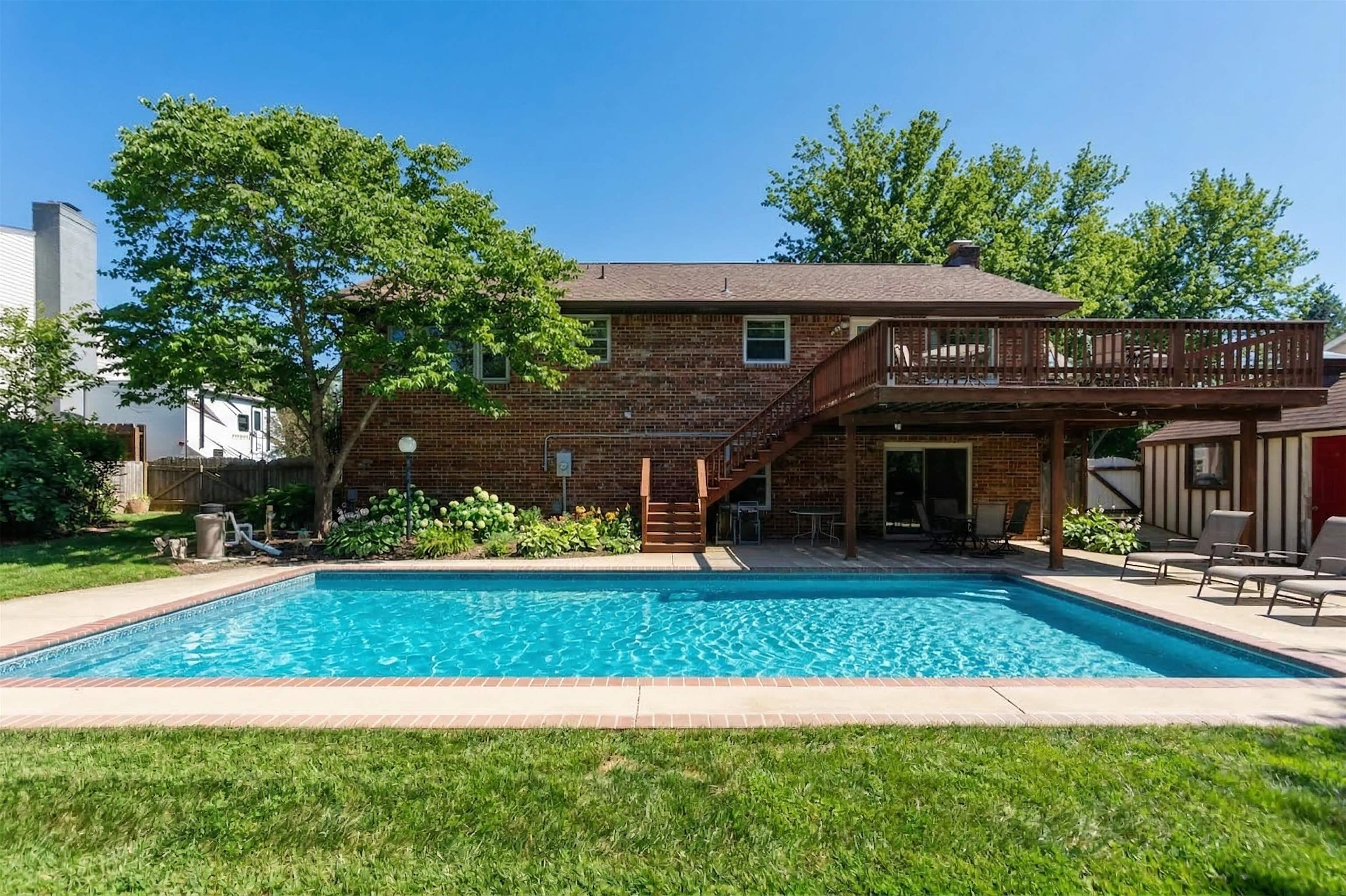 109 COUNTRY LODGE RD, WAYNESBORO, Virginia 22980, 4 Bedrooms Bedrooms, ,3 BathroomsBathrooms,Residential,109 COUNTRY LODGE RD,674268 MLS # 674268