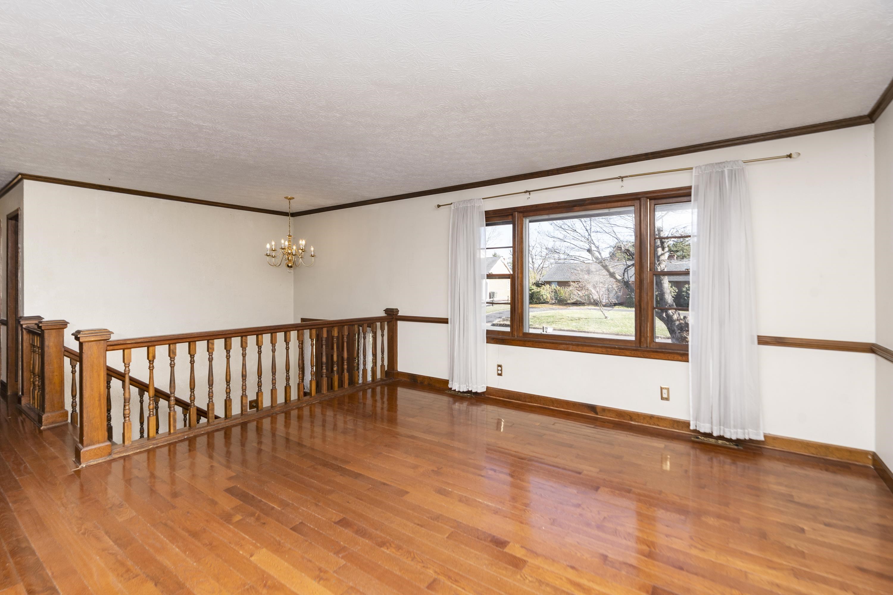 109 COUNTRY LODGE RD, WAYNESBORO, Virginia 22980, 4 Bedrooms Bedrooms, ,3 BathroomsBathrooms,Residential,109 COUNTRY LODGE RD,674268 MLS # 674268