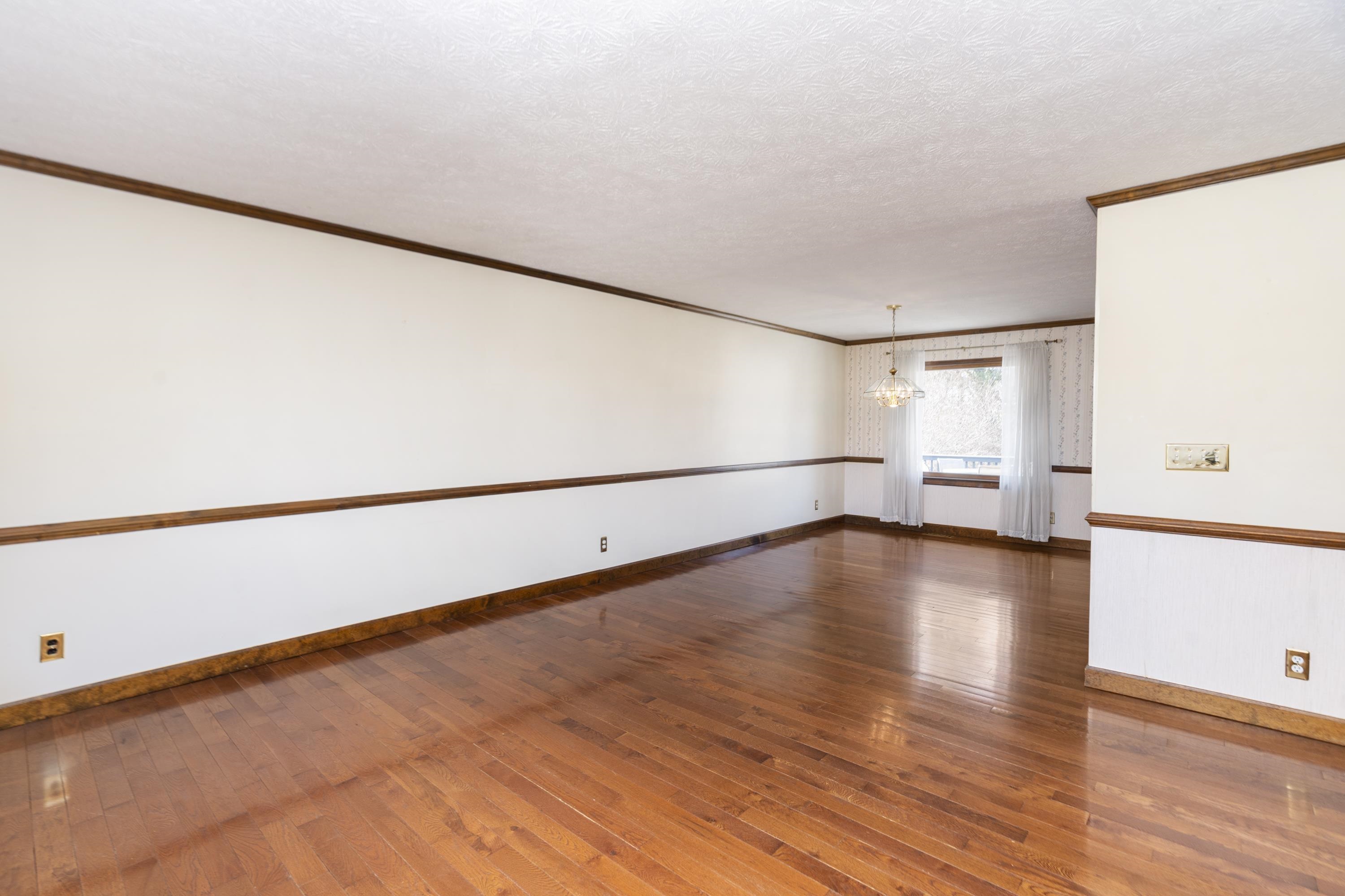 109 COUNTRY LODGE RD, WAYNESBORO, Virginia 22980, 4 Bedrooms Bedrooms, ,3 BathroomsBathrooms,Residential,109 COUNTRY LODGE RD,674268 MLS # 674268