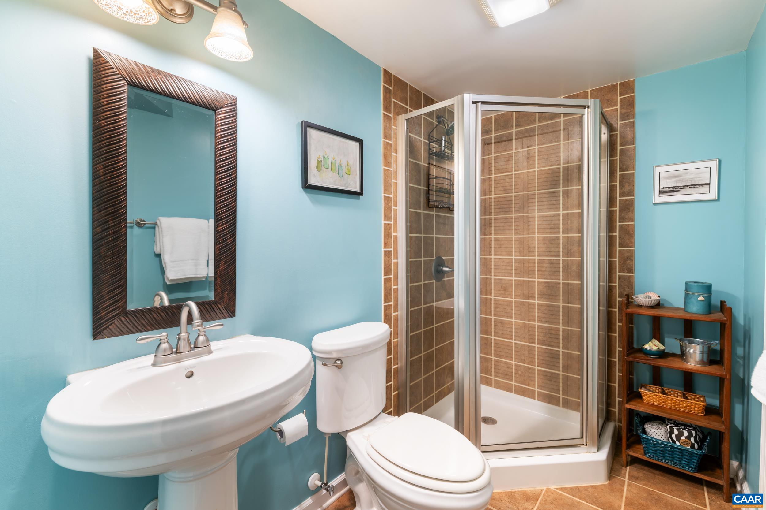 1216 SHERWOOD RD, CHARLOTTESVILLE, Virginia 22903, 3 Bedrooms Bedrooms, ,2 BathroomsBathrooms,Residential,1216 SHERWOOD RD,674269 MLS # 674269