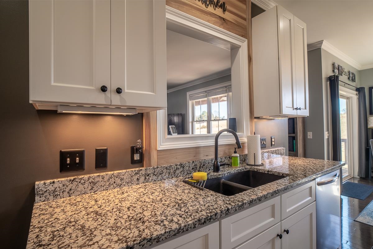 74 AUTUMN BLUFF DR, WEYERS CAVE, Virginia 24486, 4 Bedrooms Bedrooms, ,3 BathroomsBathrooms,Residential,74 AUTUMN BLUFF DR,674271 MLS # 674271