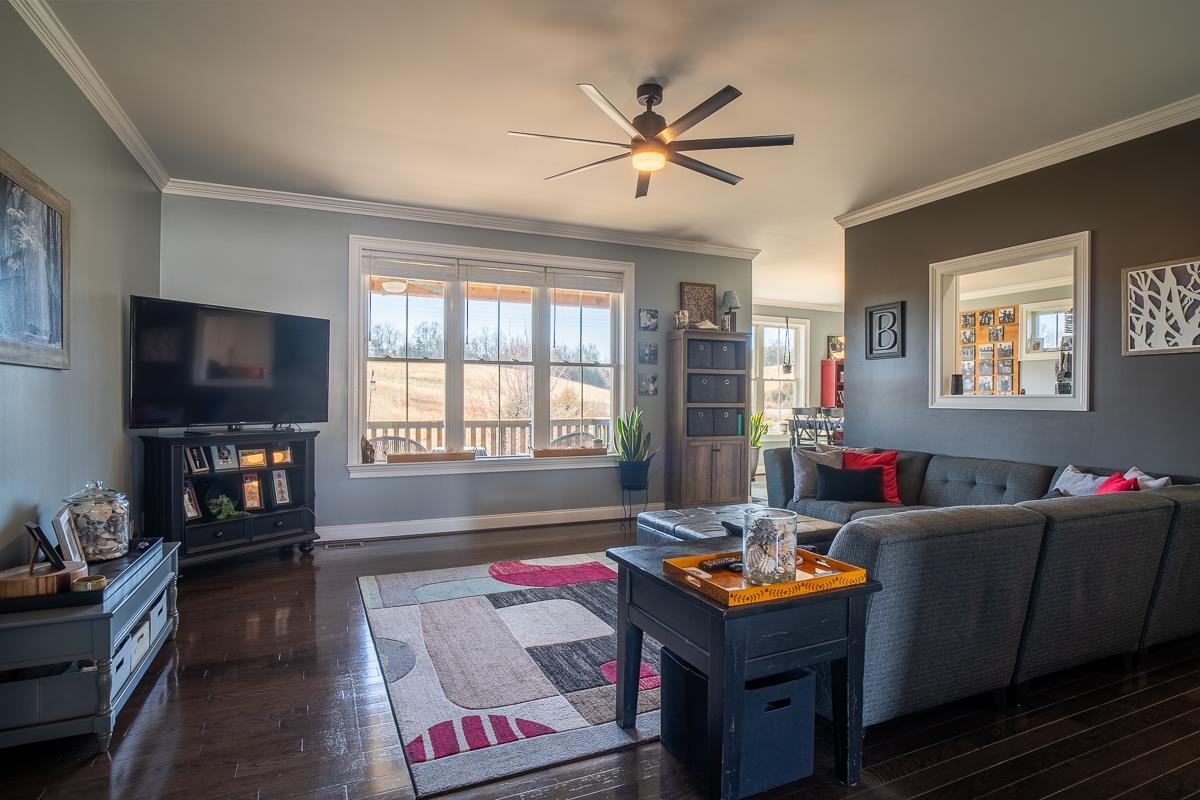 74 AUTUMN BLUFF DR, WEYERS CAVE, Virginia 24486, 4 Bedrooms Bedrooms, ,3 BathroomsBathrooms,Residential,74 AUTUMN BLUFF DR,674271 MLS # 674271