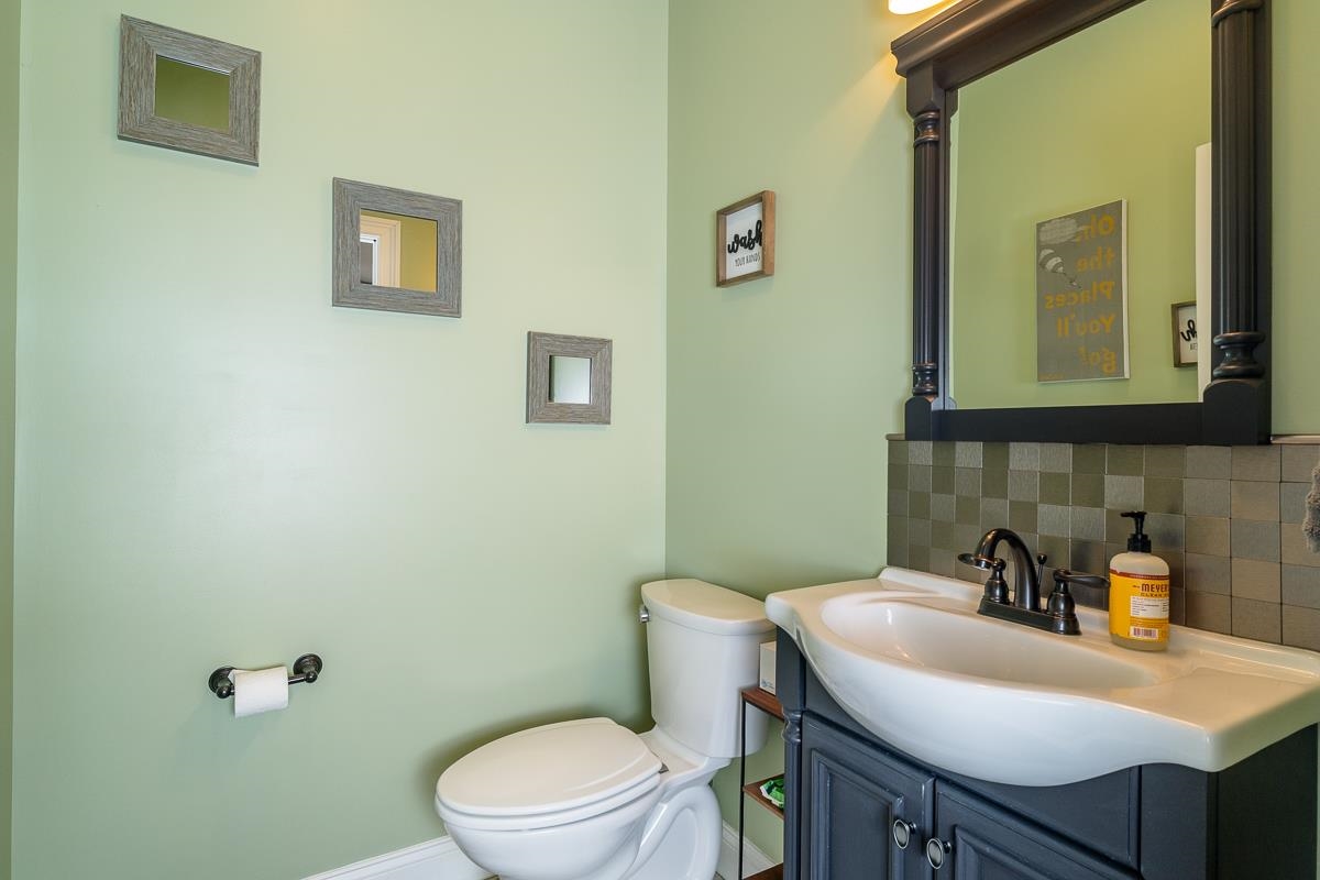 74 AUTUMN BLUFF DR, WEYERS CAVE, Virginia 24486, 4 Bedrooms Bedrooms, ,3 BathroomsBathrooms,Residential,74 AUTUMN BLUFF DR,674271 MLS # 674271