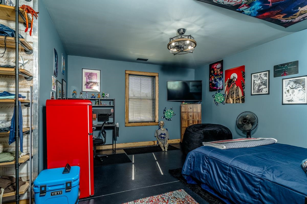 74 AUTUMN BLUFF DR, WEYERS CAVE, Virginia 24486, 4 Bedrooms Bedrooms, ,3 BathroomsBathrooms,Residential,74 AUTUMN BLUFF DR,674271 MLS # 674271