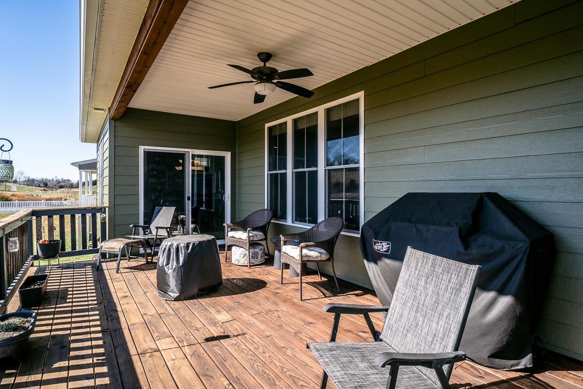 74 AUTUMN BLUFF DR, WEYERS CAVE, Virginia 24486, 4 Bedrooms Bedrooms, ,3 BathroomsBathrooms,Residential,74 AUTUMN BLUFF DR,674271 MLS # 674271