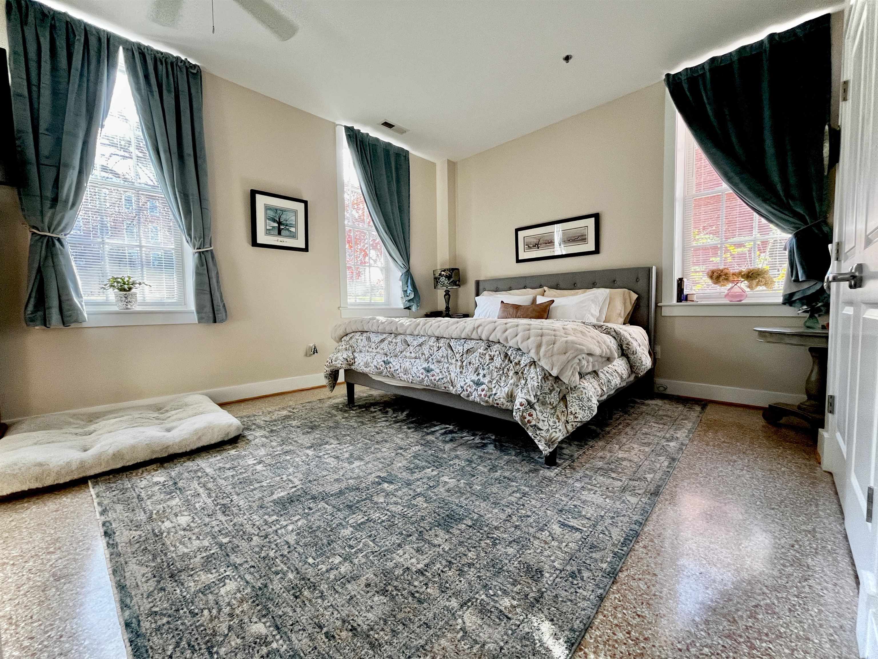 101 W VILLAGE DR, STAUNTON, Virginia 24401, 2 Bedrooms Bedrooms, ,2 BathroomsBathrooms,Residential,UNIT 101 THE BROOKDALE -A CONDOMINIUM,101 W VILLAGE DR,674272 MLS # 674272