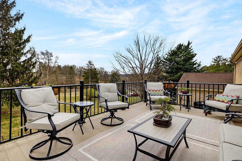 224 MEADOWBROOK RD, STAUNTON, Virginia 24401, 5 Bedrooms Bedrooms, ,3 BathroomsBathrooms,Residential,224 MEADOWBROOK RD,674273 MLS # 674273