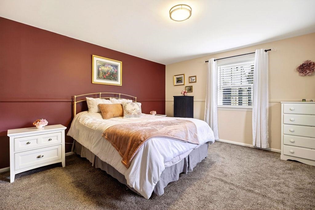 224 MEADOWBROOK RD, STAUNTON, Virginia 24401, 5 Bedrooms Bedrooms, ,3 BathroomsBathrooms,Residential,224 MEADOWBROOK RD,674273 MLS # 674273