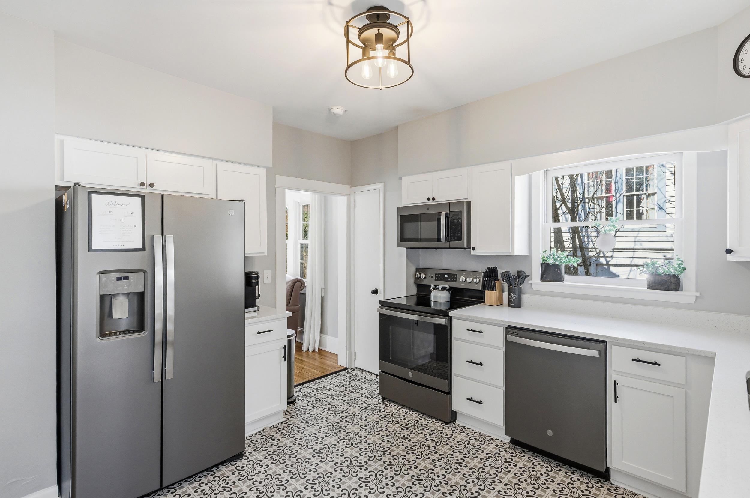 224 N CHURCH ST, WOODSTOCK, Virginia 22664, 3 Bedrooms Bedrooms, ,2 BathroomsBathrooms,Residential,224 N CHURCH ST,674286 MLS # 674286