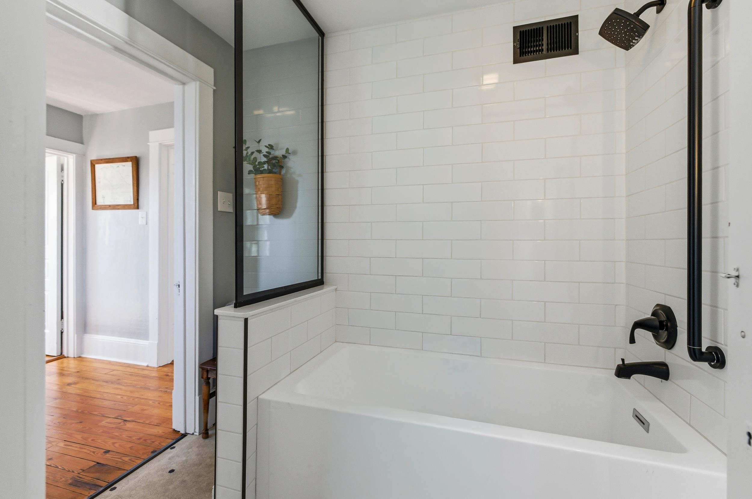 224 N CHURCH ST, WOODSTOCK, Virginia 22664, 3 Bedrooms Bedrooms, ,2 BathroomsBathrooms,Residential,224 N CHURCH ST,674286 MLS # 674286