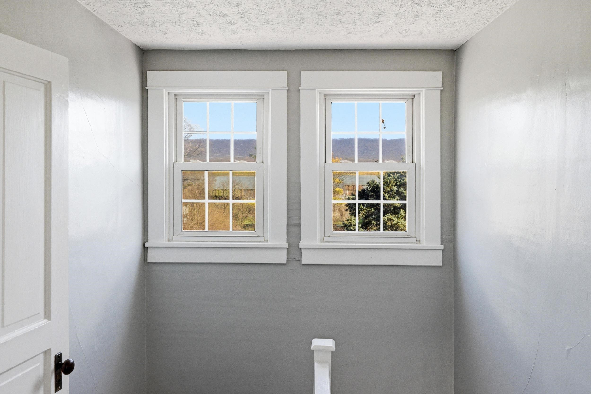 224 N CHURCH ST, WOODSTOCK, Virginia 22664, 3 Bedrooms Bedrooms, ,2 BathroomsBathrooms,Residential,224 N CHURCH ST,674286 MLS # 674286