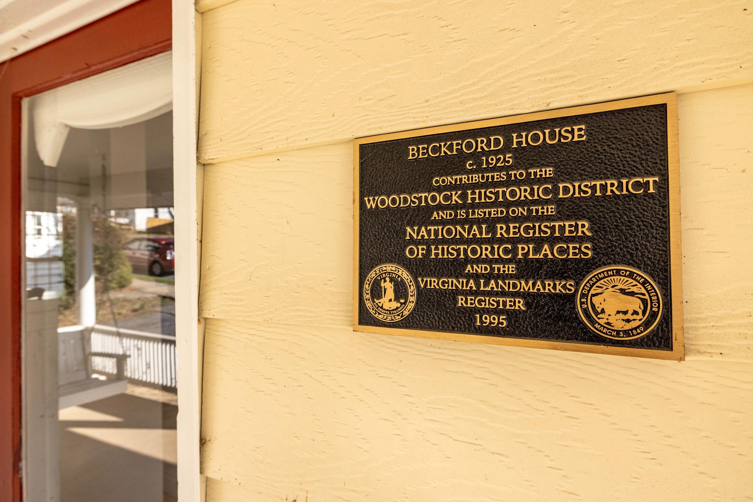 224 N CHURCH ST, WOODSTOCK, Virginia 22664, 3 Bedrooms Bedrooms, ,2 BathroomsBathrooms,Residential,224 N CHURCH ST,674286 MLS # 674286