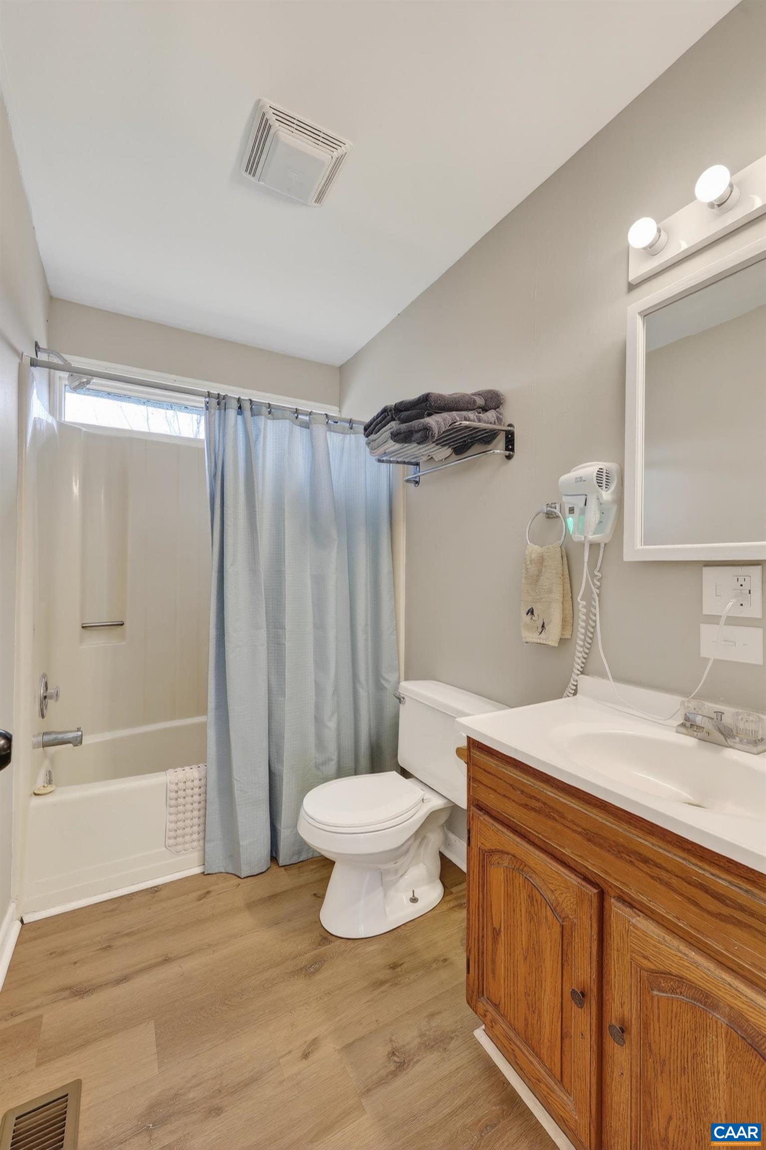 443 MEADOW VIEW LN, FORT VALLEY, Virginia 22652, 126 Bedrooms Bedrooms, ,11 BathroomsBathrooms,Residential,Camp Shenandoah Meadows,443 MEADOW VIEW LN,674290 MLS # 674290