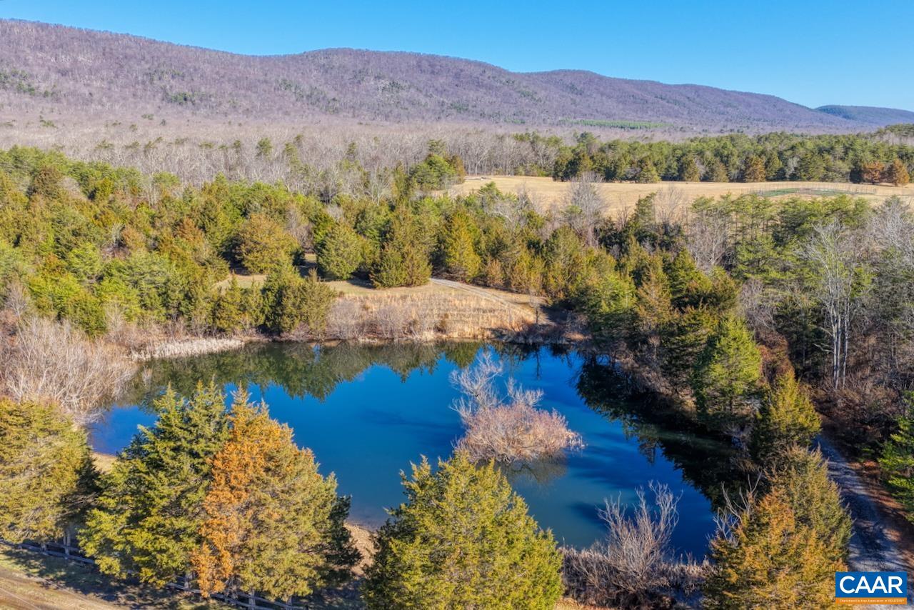 443 MEADOW VIEW LN, FORT VALLEY, Virginia 22652, 126 Bedrooms Bedrooms, ,11 BathroomsBathrooms,Residential,Camp Shenandoah Meadows,443 MEADOW VIEW LN,674290 MLS # 674290