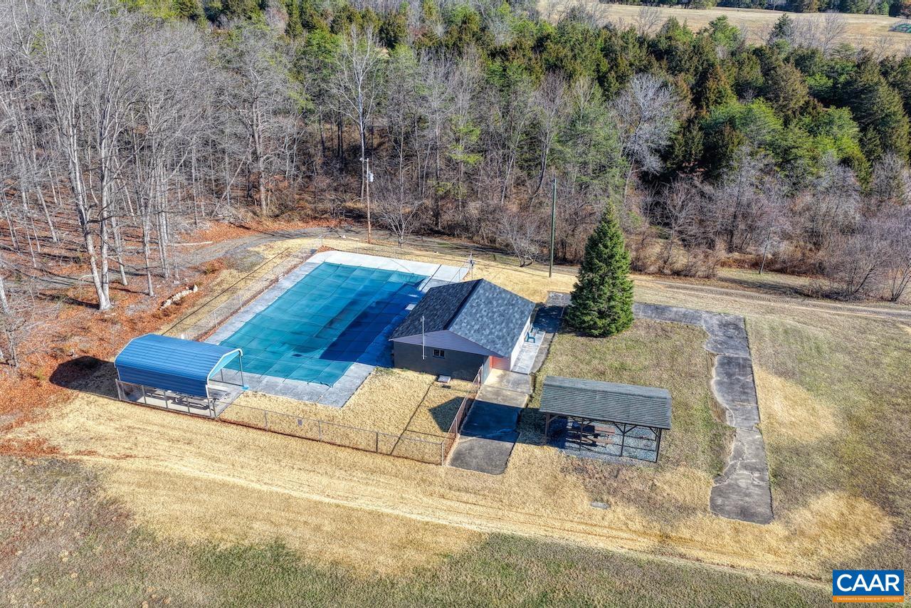 443 MEADOW VIEW LN, FORT VALLEY, Virginia 22652, 126 Bedrooms Bedrooms, ,11 BathroomsBathrooms,Residential,Camp Shenandoah Meadows,443 MEADOW VIEW LN,674290 MLS # 674290