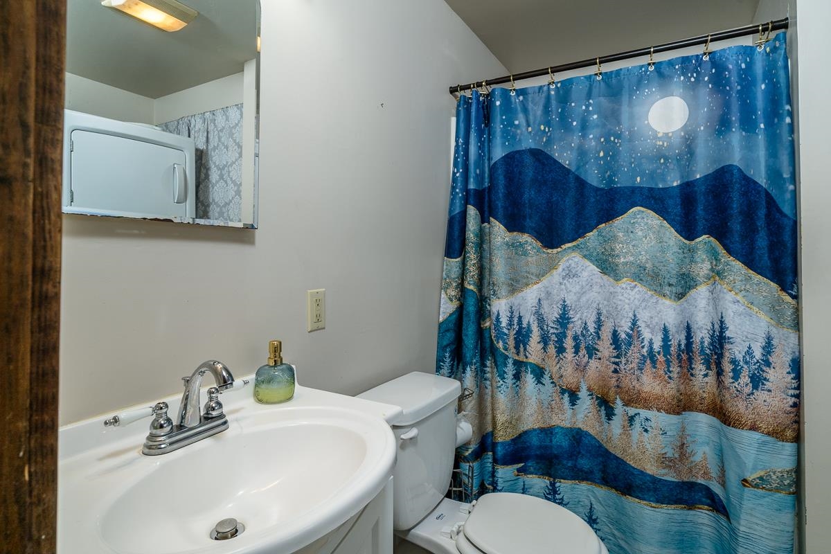 408 WOLF GAP RD, EDINBURG, Virginia 22824, 4 Bedrooms Bedrooms, ,2 BathroomsBathrooms,Residential,408 WOLF GAP RD,674295 MLS # 674295