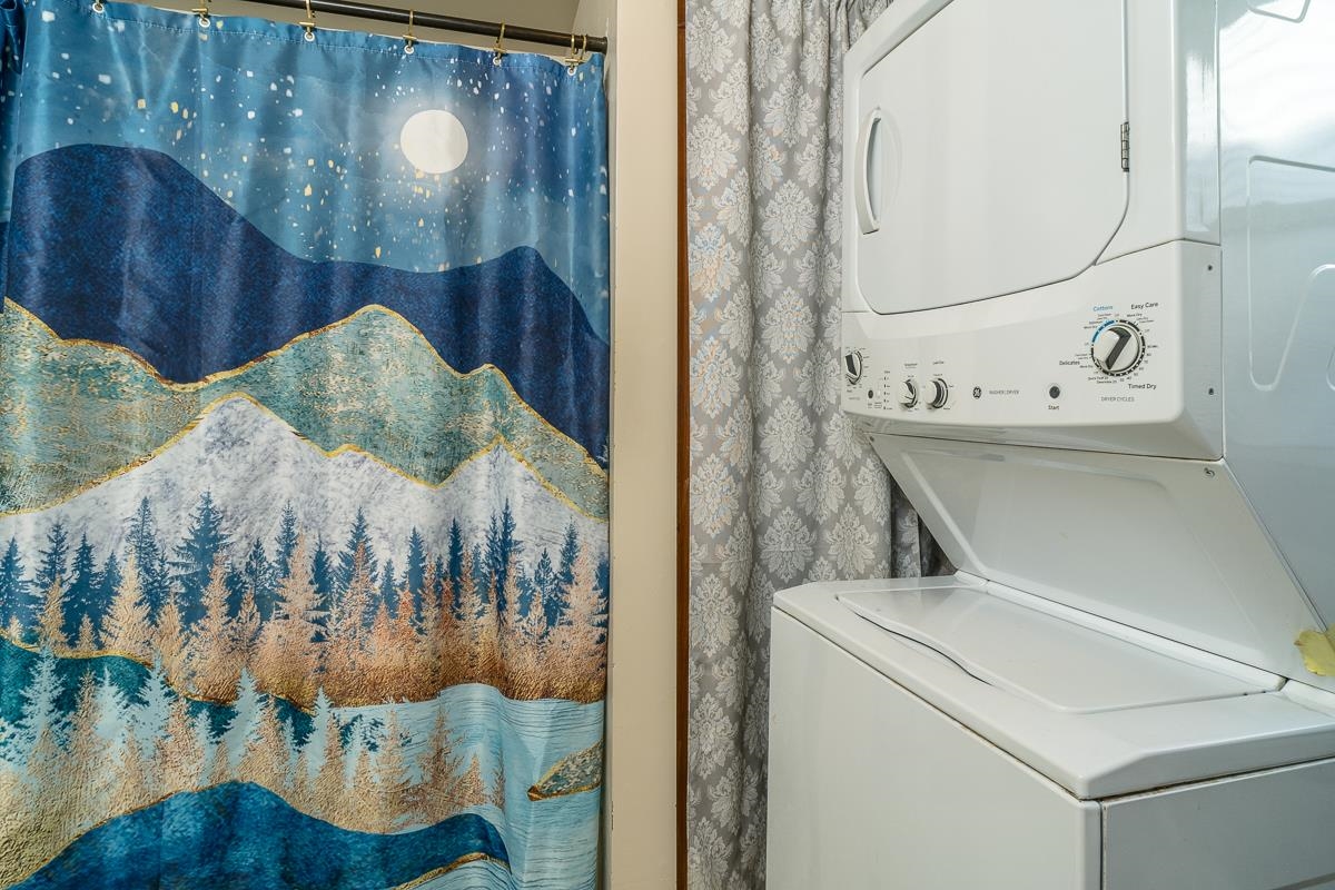 408 WOLF GAP RD, EDINBURG, Virginia 22824, 4 Bedrooms Bedrooms, ,2 BathroomsBathrooms,Residential,408 WOLF GAP RD,674295 MLS # 674295