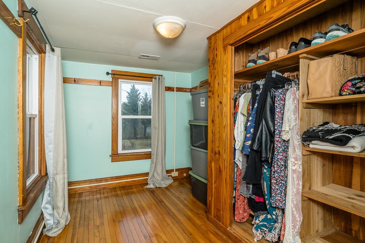 408 WOLF GAP RD, EDINBURG, Virginia 22824, 4 Bedrooms Bedrooms, ,2 BathroomsBathrooms,Residential,408 WOLF GAP RD,674295 MLS # 674295