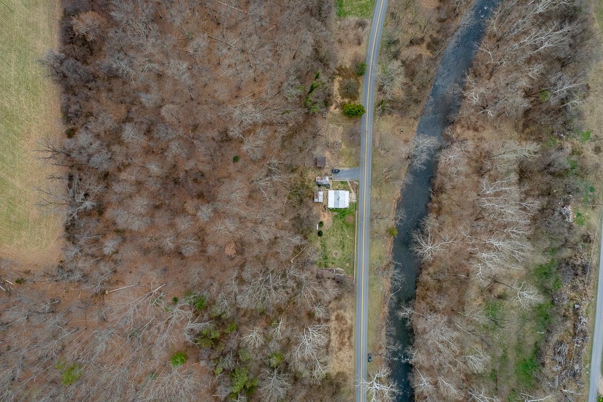 408 WOLF GAP RD, EDINBURG, Virginia 22824, 4 Bedrooms Bedrooms, ,2 BathroomsBathrooms,Residential,408 WOLF GAP RD,674295 MLS # 674295