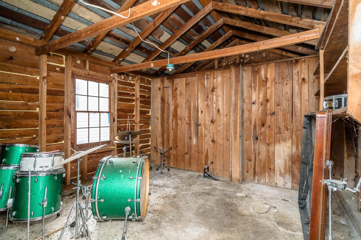 408 WOLF GAP RD, EDINBURG, Virginia 22824, 4 Bedrooms Bedrooms, ,2 BathroomsBathrooms,Residential,408 WOLF GAP RD,674295 MLS # 674295