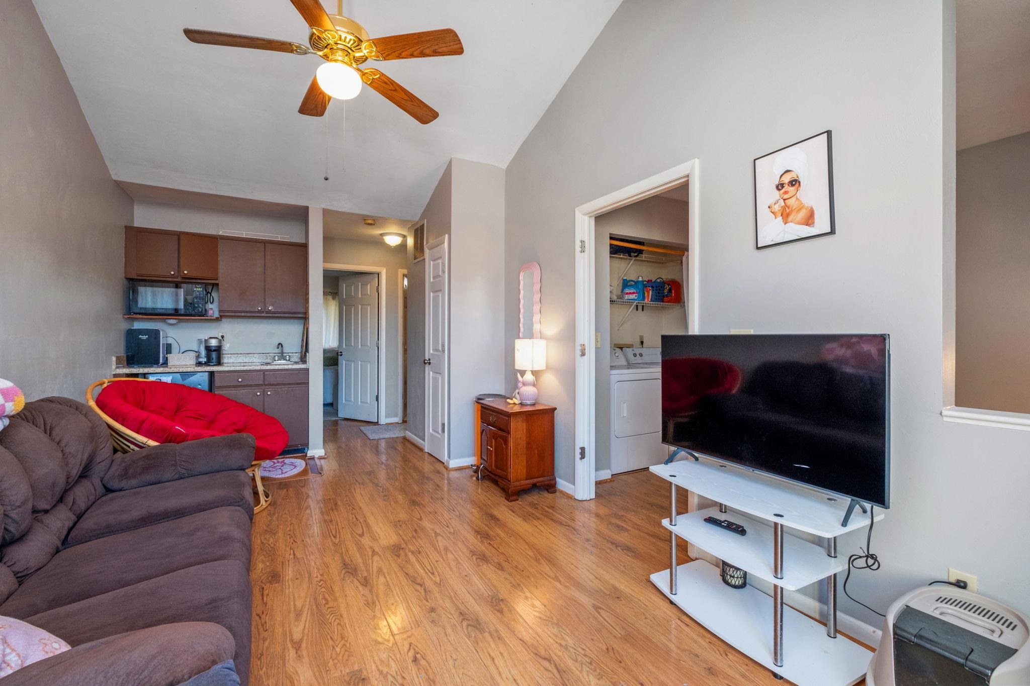 1360 BRADLEY DR, HARRISONBURG, Virginia 22801, 4 Bedrooms Bedrooms, ,2 BathroomsBathrooms,Residential,1360 BRADLEY DR,674298 MLS # 674298