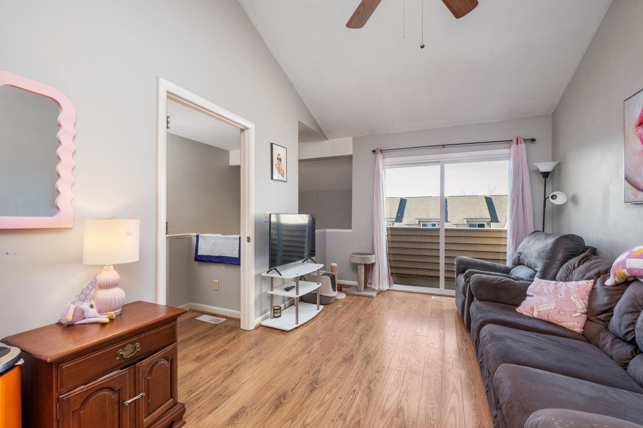 1360 BRADLEY DR, HARRISONBURG, Virginia 22801, 4 Bedrooms Bedrooms, ,2 BathroomsBathrooms,Residential,1360 BRADLEY DR,674298 MLS # 674298