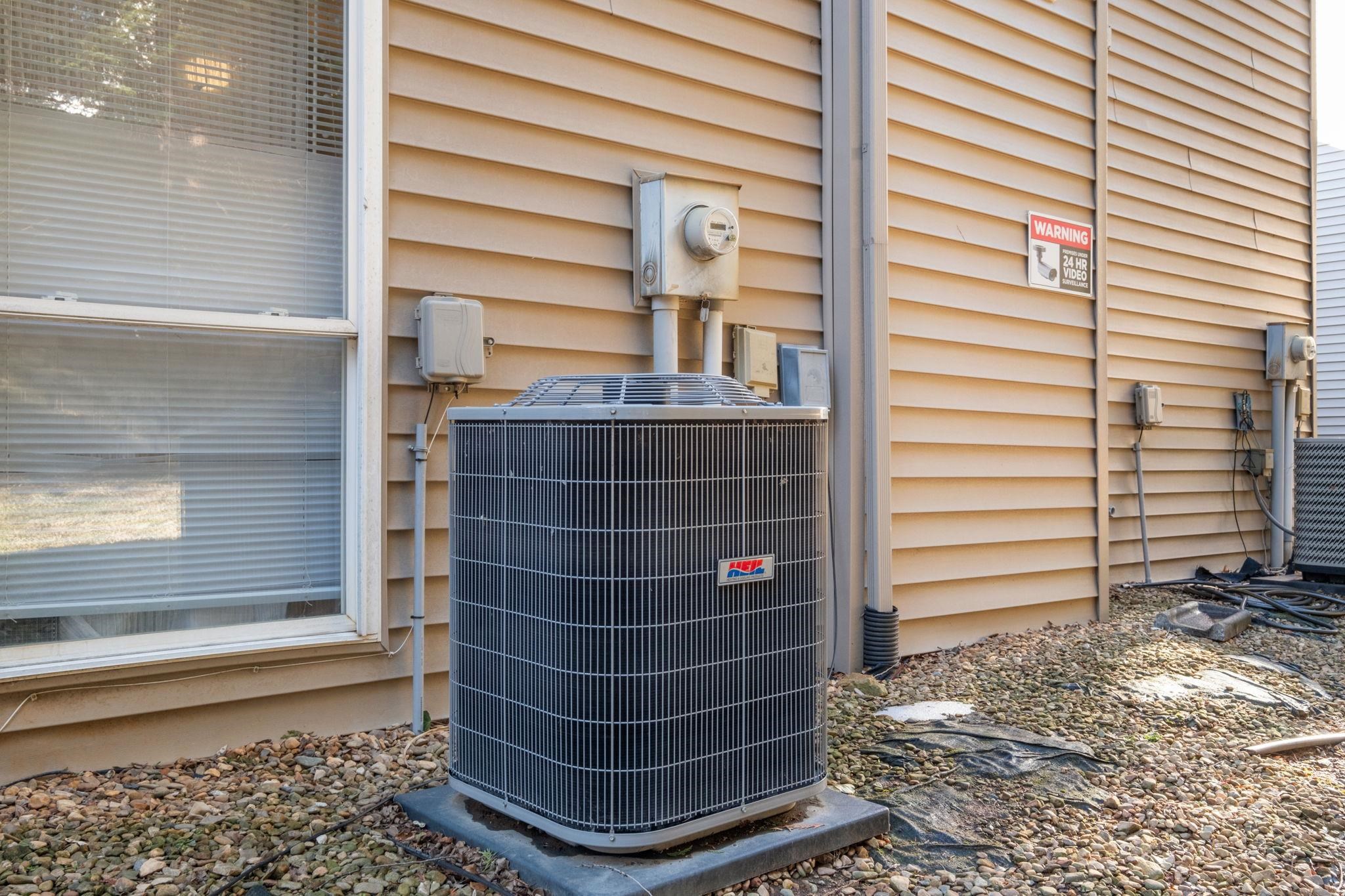 1360 BRADLEY DR, HARRISONBURG, Virginia 22801, 4 Bedrooms Bedrooms, ,2 BathroomsBathrooms,Residential,1360 BRADLEY DR,674298 MLS # 674298