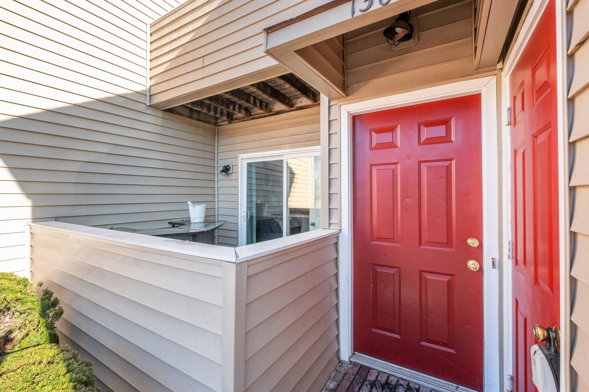 1360 BRADLEY DR, HARRISONBURG, Virginia 22801, 4 Bedrooms Bedrooms, ,2 BathroomsBathrooms,Residential,1360 BRADLEY DR,674298 MLS # 674298