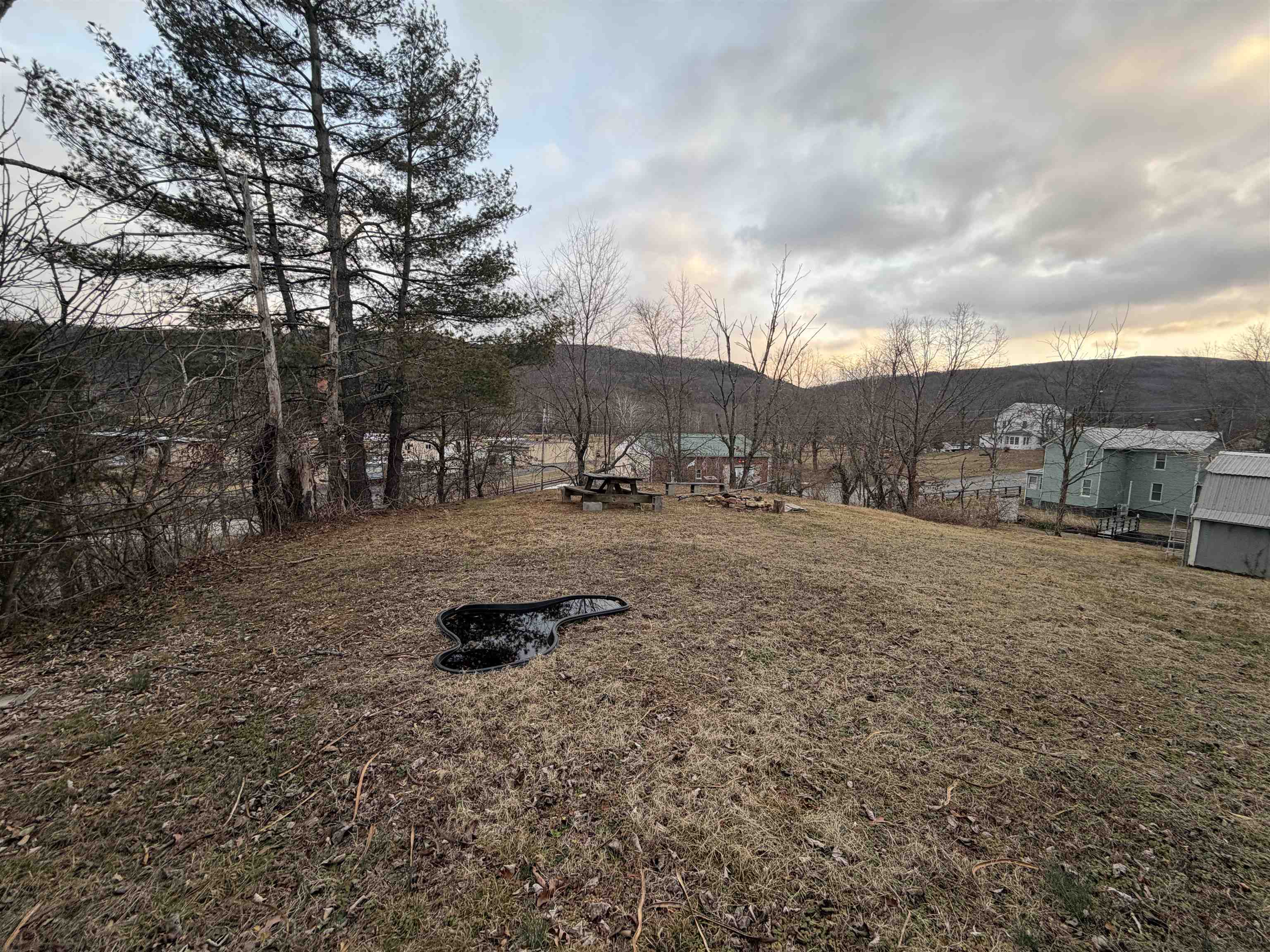 39 CHURCH HILL RD, GOSHEN, Virginia 24439, 3 Bedrooms Bedrooms, ,1 BathroomBathrooms,Residential,39 CHURCH HILL RD,674299 MLS # 674299