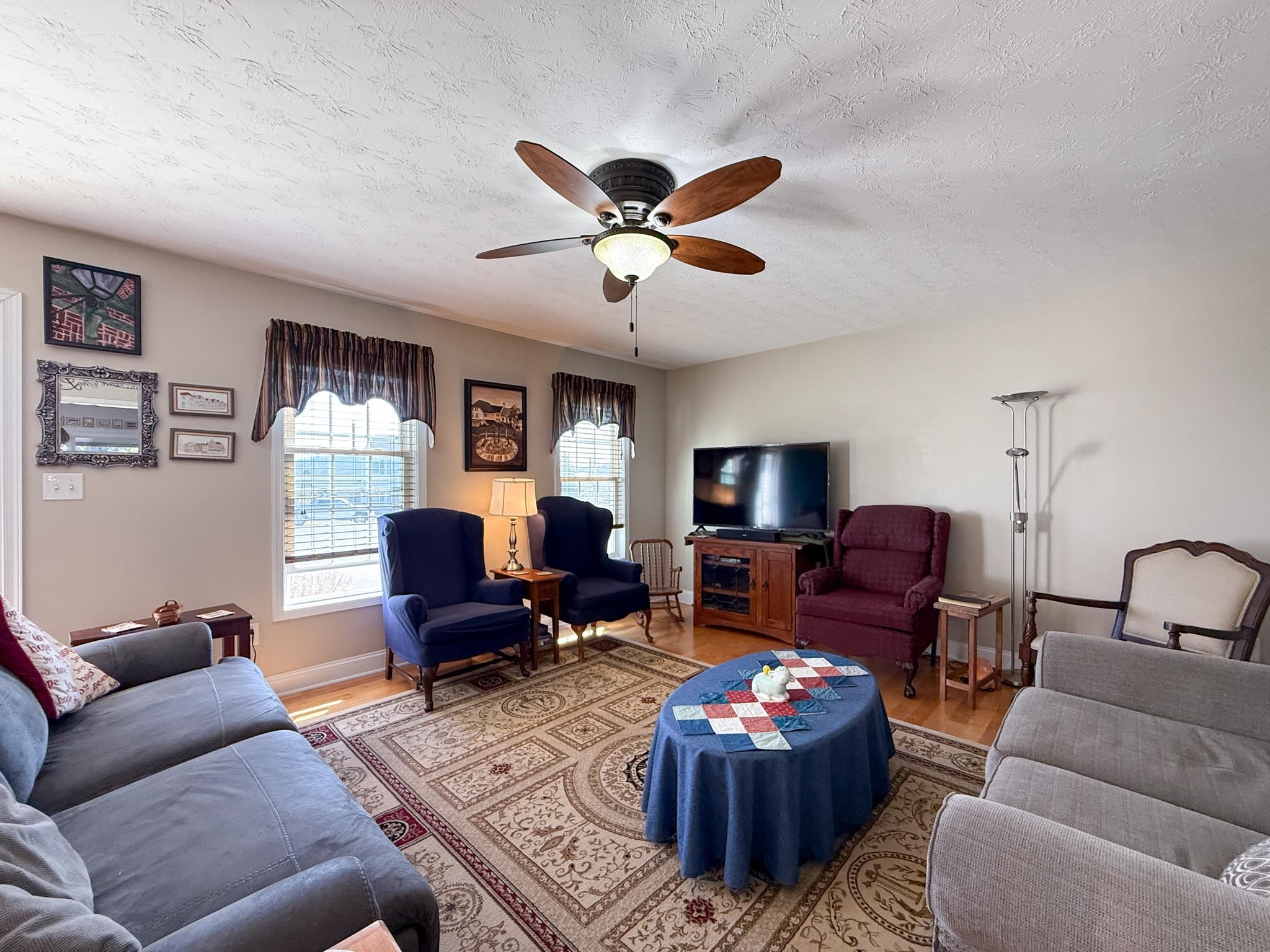 35 DEVONSHIRE CT, FISHERSVILLE, Virginia 22939, 5 Bedrooms Bedrooms, ,3 BathroomsBathrooms,Residential,35 DEVONSHIRE CT,674300 MLS # 674300