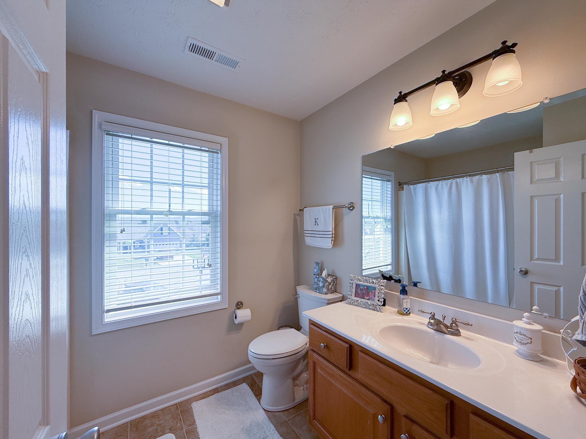 35 DEVONSHIRE CT, FISHERSVILLE, Virginia 22939, 5 Bedrooms Bedrooms, ,3 BathroomsBathrooms,Residential,35 DEVONSHIRE CT,674300 MLS # 674300