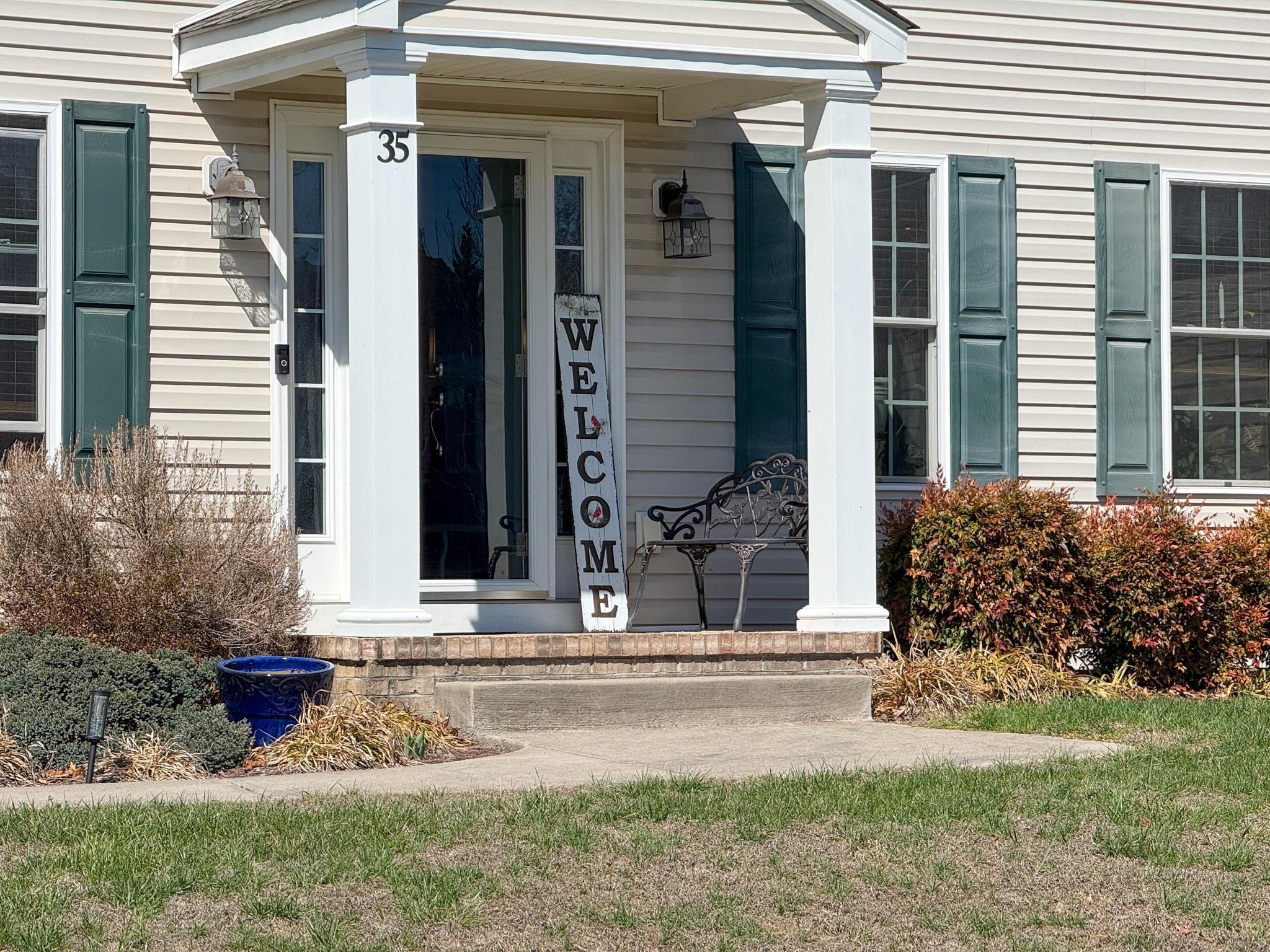 35 DEVONSHIRE CT, FISHERSVILLE, Virginia 22939, 5 Bedrooms Bedrooms, ,3 BathroomsBathrooms,Residential,35 DEVONSHIRE CT,674300 MLS # 674300