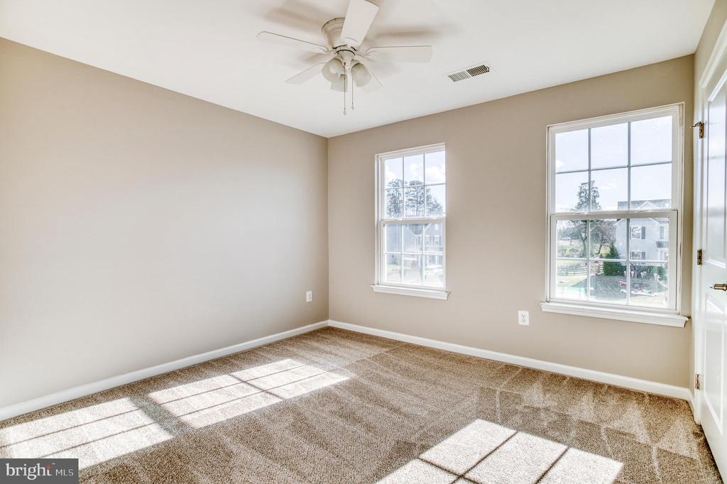 14510 KINGSMILL DR, CULPEPER, Virginia 22701, 4 Bedrooms Bedrooms, ,2 BathroomsBathrooms,Residential,14510 KINGSMILL DR,VACU2012234 MLS # VACU2012234