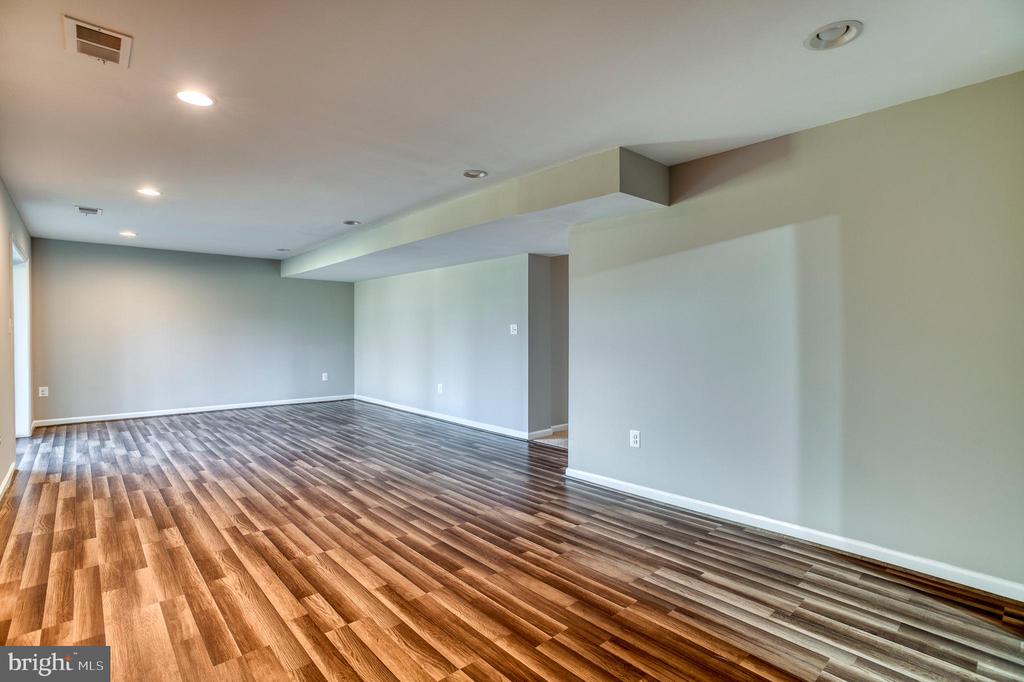 14510 KINGSMILL DR, CULPEPER, Virginia 22701, 4 Bedrooms Bedrooms, ,2 BathroomsBathrooms,Residential,14510 KINGSMILL DR,VACU2012234 MLS # VACU2012234