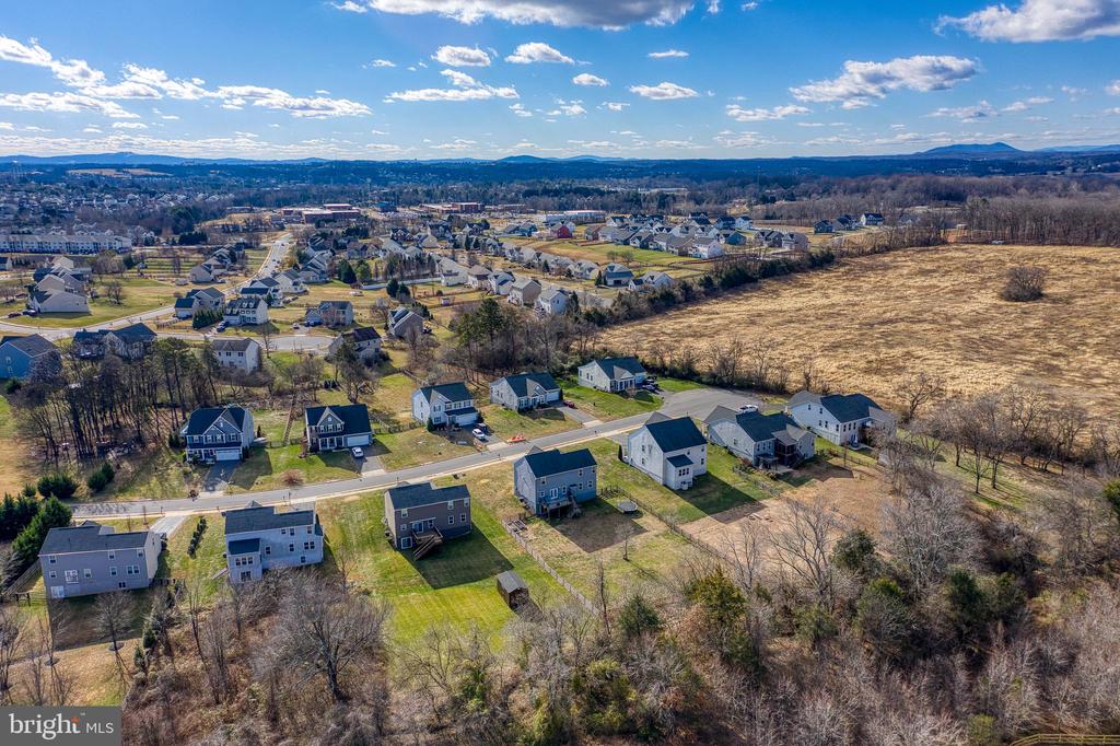 14510 KINGSMILL DR, CULPEPER, Virginia 22701, 4 Bedrooms Bedrooms, ,2 BathroomsBathrooms,Residential,14510 KINGSMILL DR,VACU2012234 MLS # VACU2012234