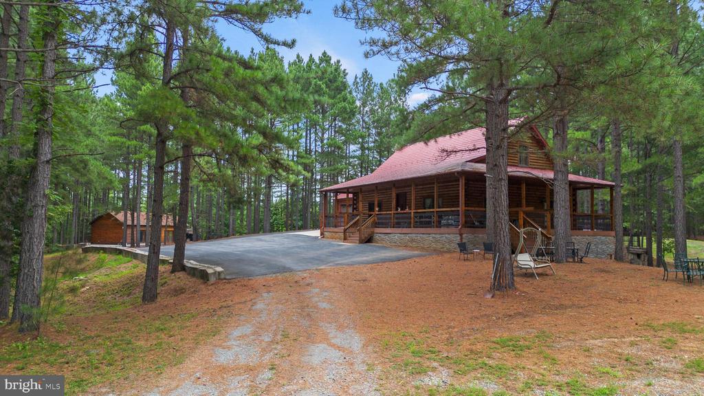 362 DELL PERKINS RD, LOUISA, Virginia 23093, 5 Bedrooms Bedrooms, ,3 BathroomsBathrooms,Residential,362 DELL PERKINS RD,VALA2009324 MLS # VALA2009324