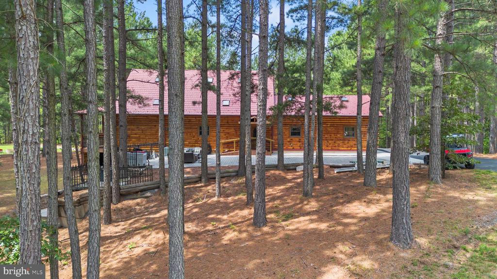 362 DELL PERKINS RD, LOUISA, Virginia 23093, 5 Bedrooms Bedrooms, ,3 BathroomsBathrooms,Residential,362 DELL PERKINS RD,VALA2009324 MLS # VALA2009324