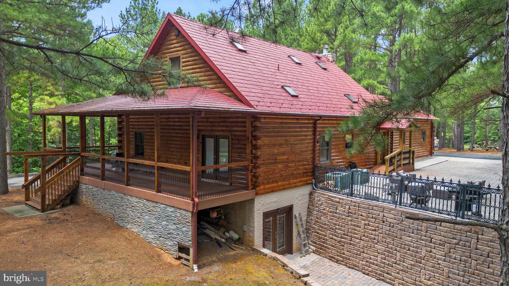 362 DELL PERKINS RD, LOUISA, Virginia 23093, 5 Bedrooms Bedrooms, ,3 BathroomsBathrooms,Residential,362 DELL PERKINS RD,VALA2009324 MLS # VALA2009324