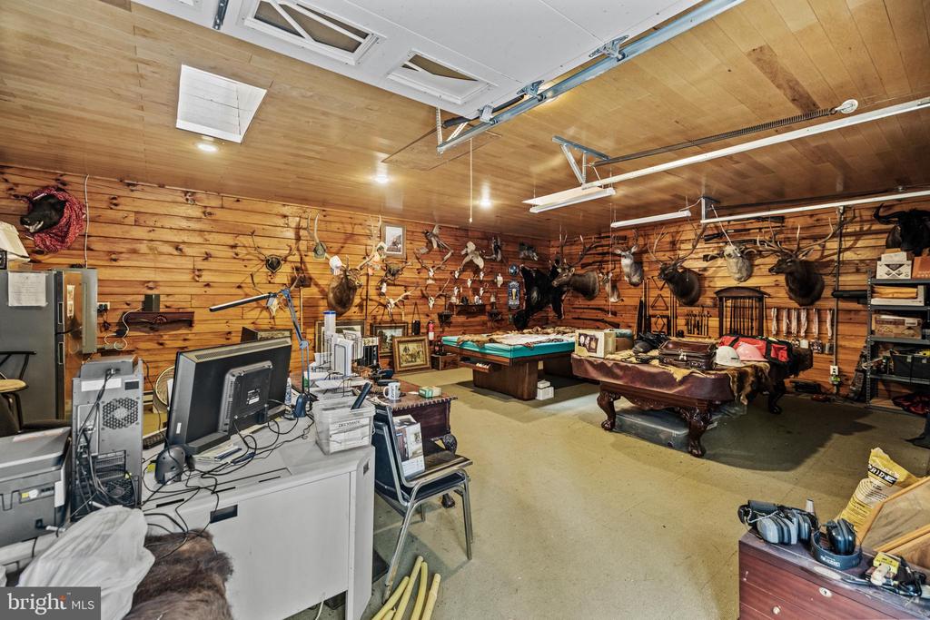 362 DELL PERKINS RD, LOUISA, Virginia 23093, 5 Bedrooms Bedrooms, ,3 BathroomsBathrooms,Residential,362 DELL PERKINS RD,VALA2009324 MLS # VALA2009324