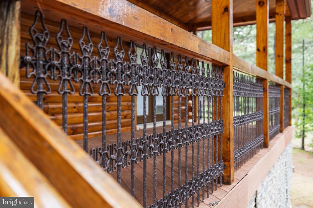 362 DELL PERKINS RD, LOUISA, Virginia 23093, 5 Bedrooms Bedrooms, ,3 BathroomsBathrooms,Residential,362 DELL PERKINS RD,VALA2009324 MLS # VALA2009324