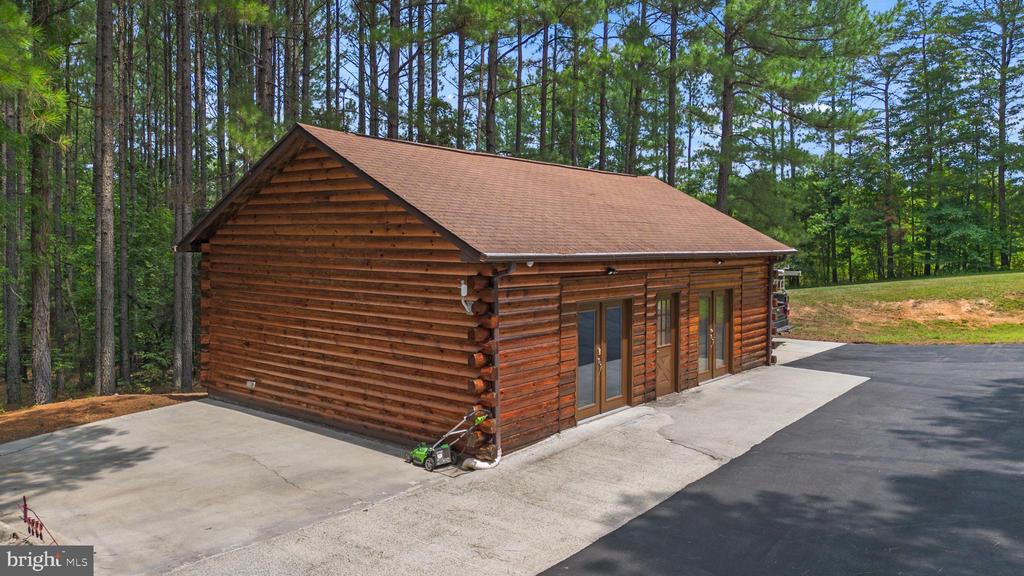 362 DELL PERKINS RD, LOUISA, Virginia 23093, 5 Bedrooms Bedrooms, ,3 BathroomsBathrooms,Residential,362 DELL PERKINS RD,VALA2009324 MLS # VALA2009324