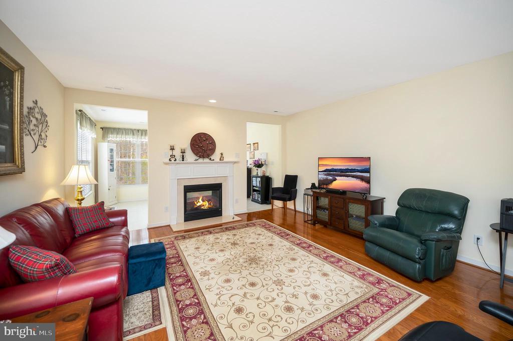 11805 LEGACY WOODS DR, FREDERICKSBURG, Virginia 22407, 3 Bedrooms Bedrooms, ,2 BathroomsBathrooms,Residential,11805 LEGACY WOODS DR,VASP2039788 MLS # VASP2039788