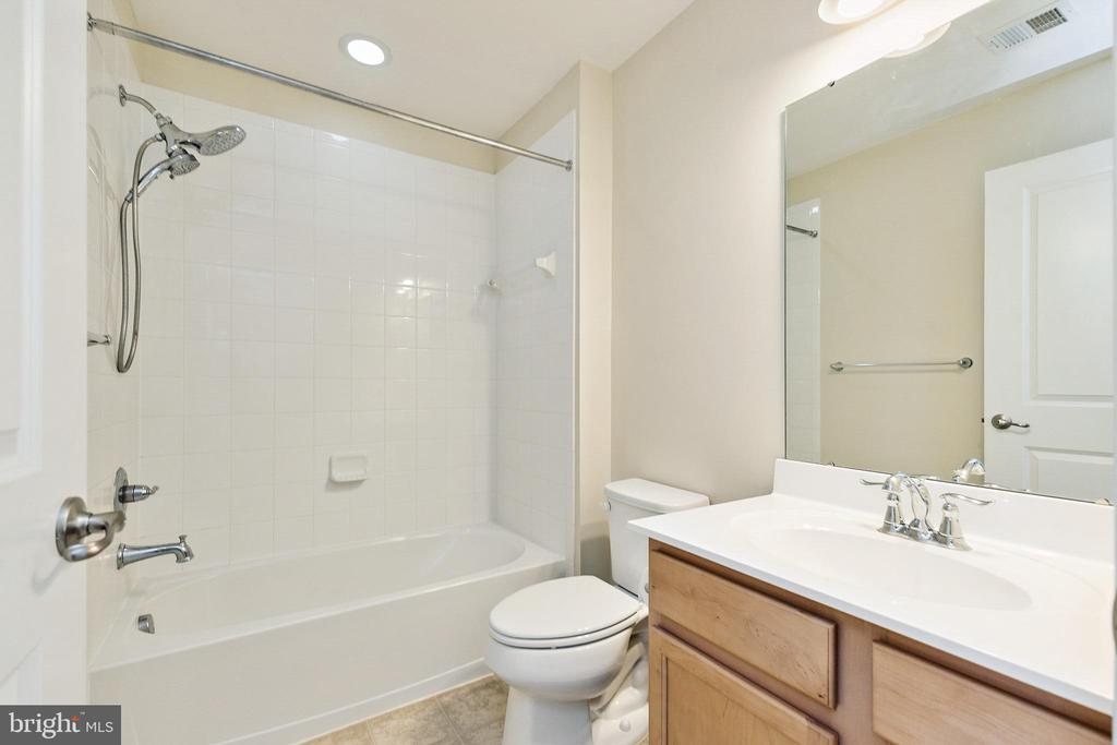 6530 LAFAYETTE AVE, BEALETON, Virginia, 3 Bedrooms Bedrooms, ,2 BathroomsBathrooms,Residential,6530 LAFAYETTE AVE,VAFQ2020804 MLS # VAFQ2020804