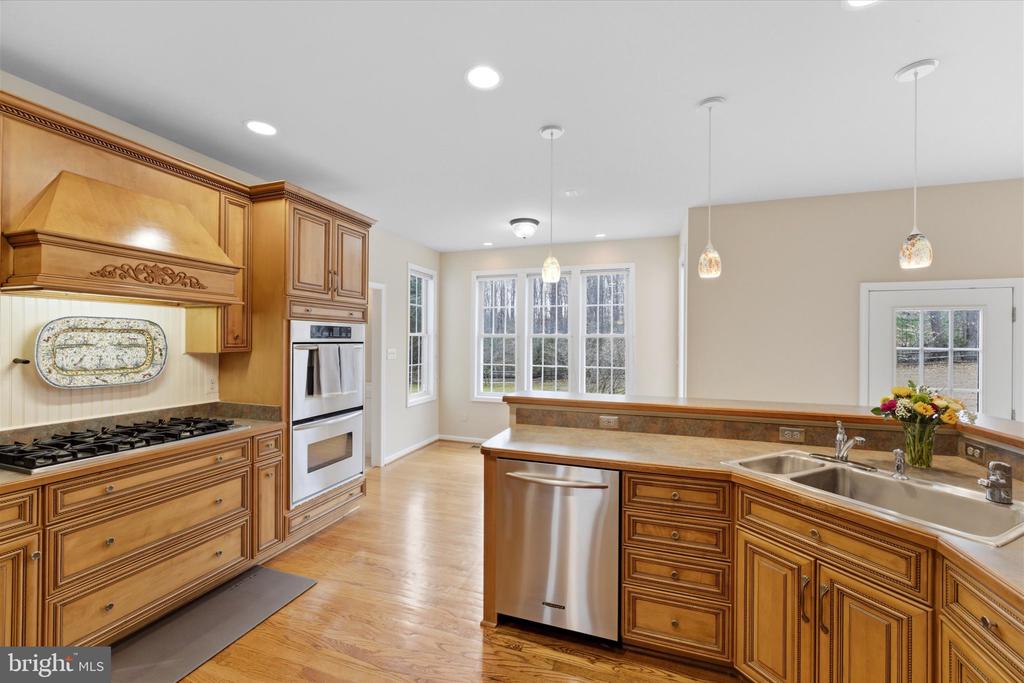 15420 BOB WHITE TRL, AMISSVILLE, Virginia 20106, 4 Bedrooms Bedrooms, ,2 BathroomsBathrooms,Residential,15420 BOB WHITE TRL,VACU2012864 MLS # VACU2012864