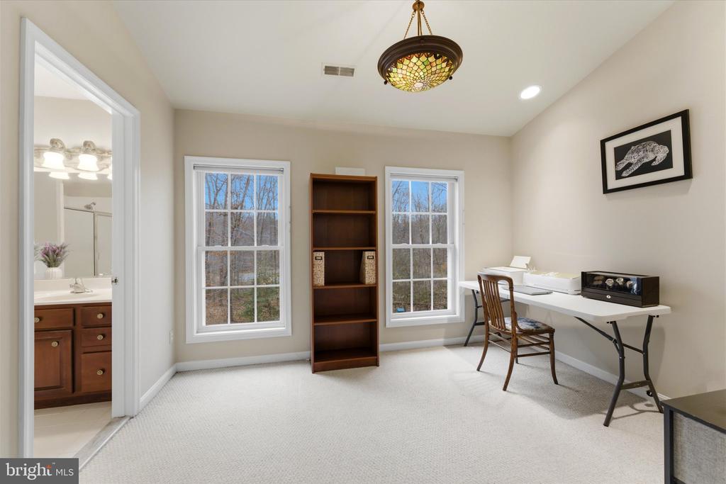 15420 BOB WHITE TRL, AMISSVILLE, Virginia 20106, 4 Bedrooms Bedrooms, ,2 BathroomsBathrooms,Residential,15420 BOB WHITE TRL,VACU2012864 MLS # VACU2012864